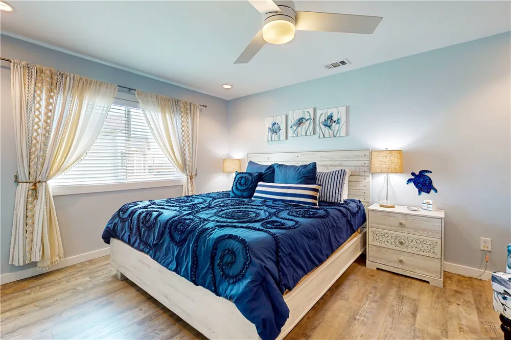 230 Cut Off #217 Port Aransas, TX 78373