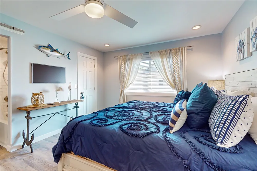 230 Cut Off #217 Port Aransas, TX 78373