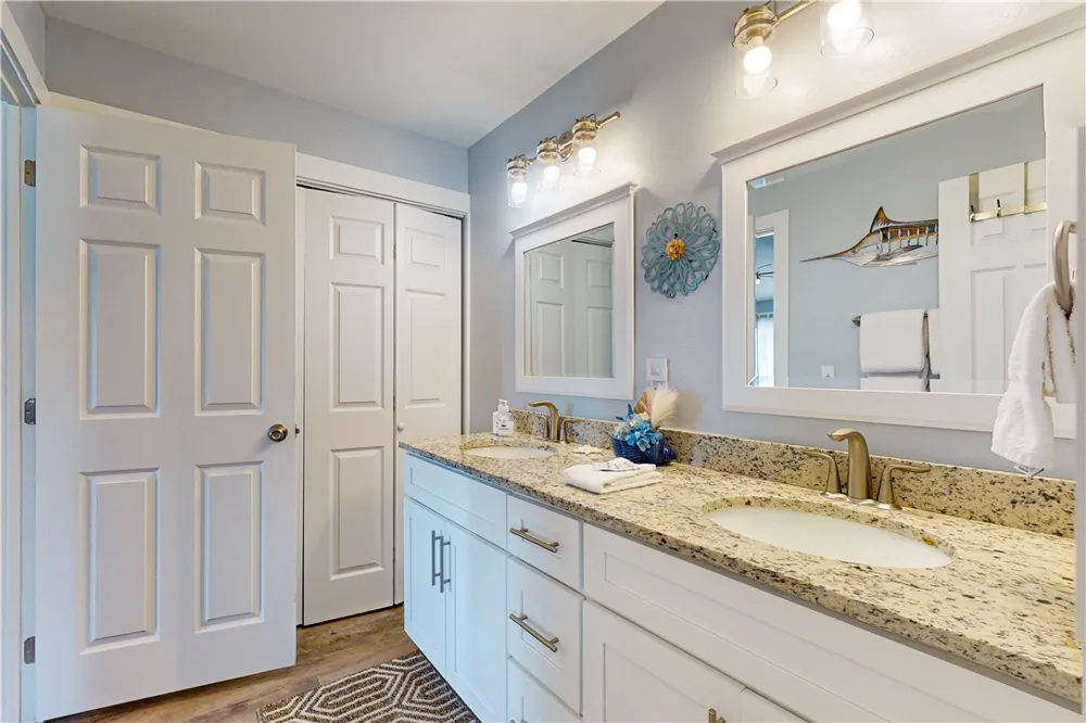 230 Cut Off #217 Port Aransas, TX 78373