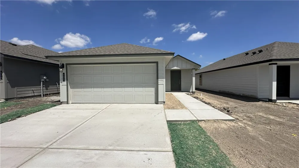 503 Meansville Drive Odem, TX 78370