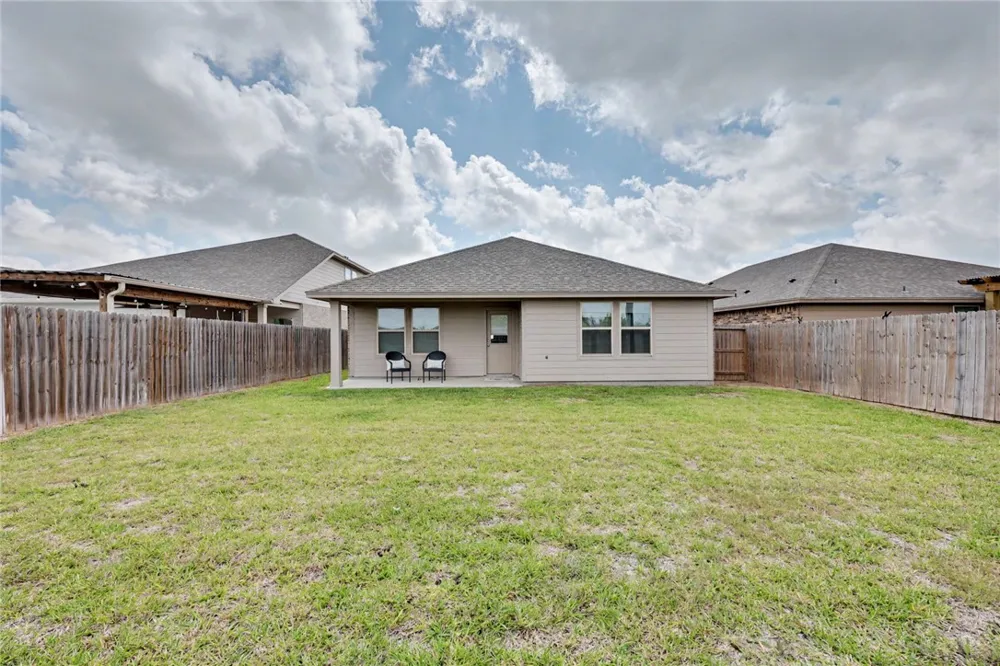 8113 Cattlemen Drive Corpus Christi, TX 78414