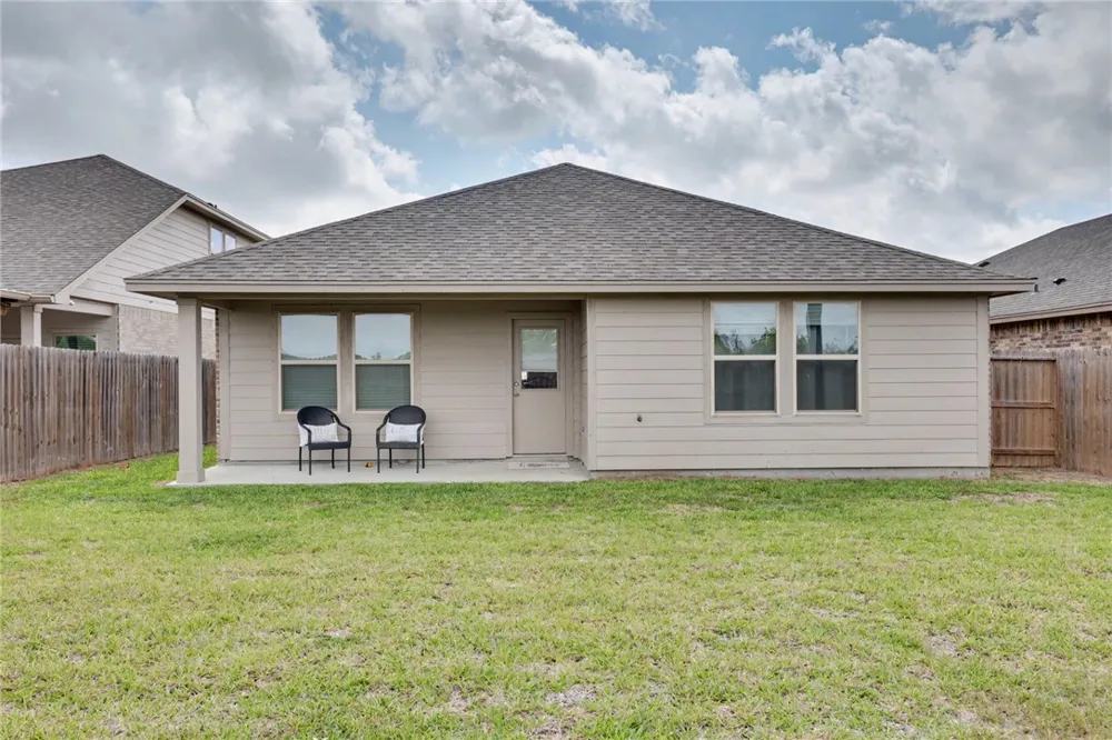 8113 Cattlemen Drive Corpus Christi, TX 78414