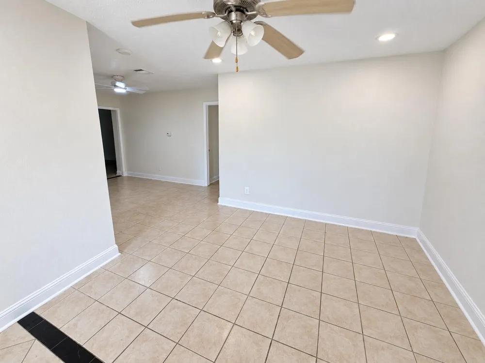 6307 Georgianna Drive Pasadena, TX 77503