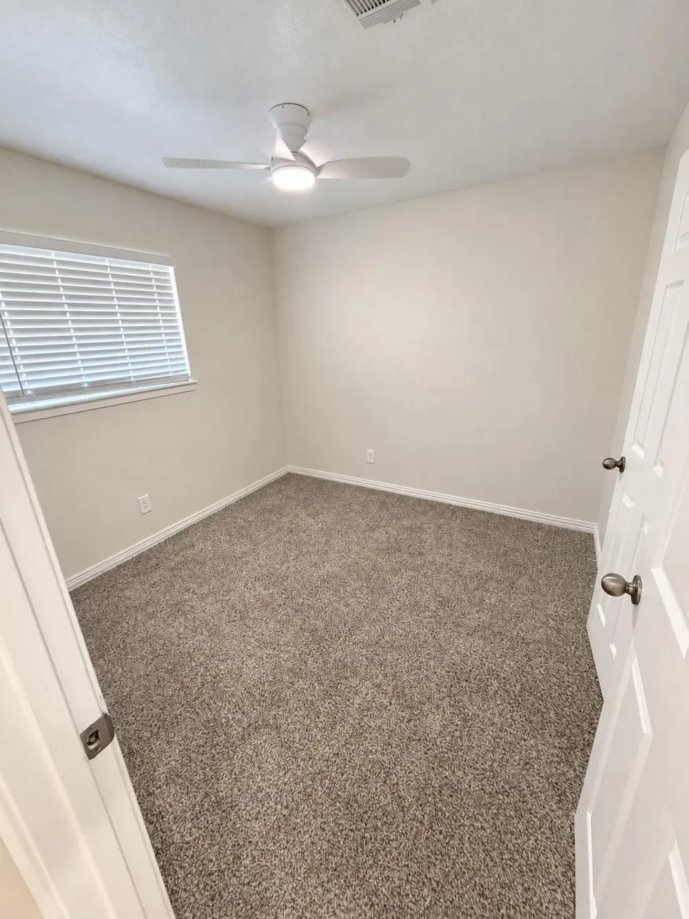 6307 Georgianna Drive Pasadena, TX 77503