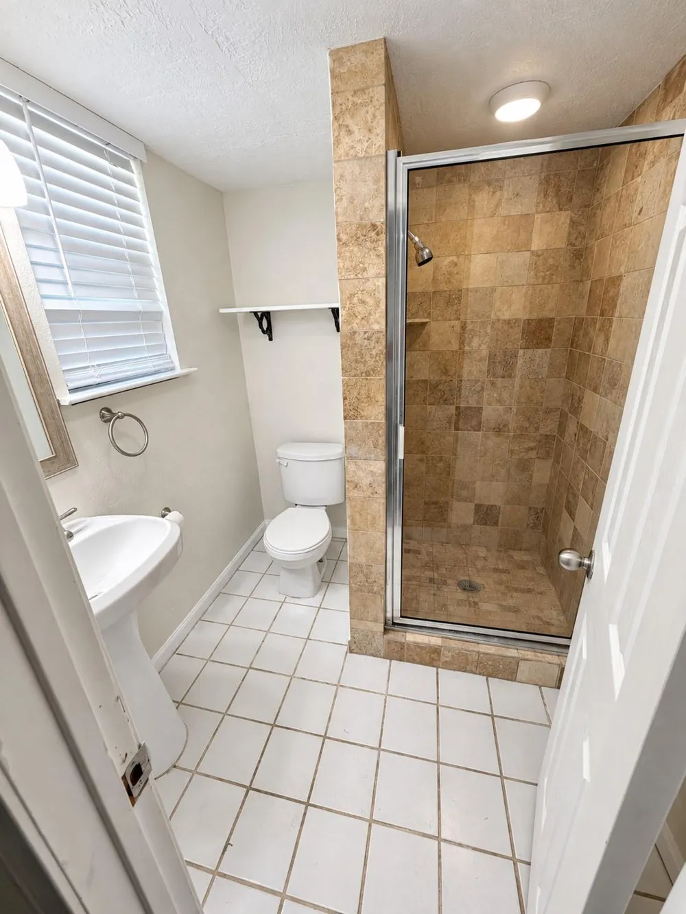 6307 Georgianna Drive Pasadena, TX 77503