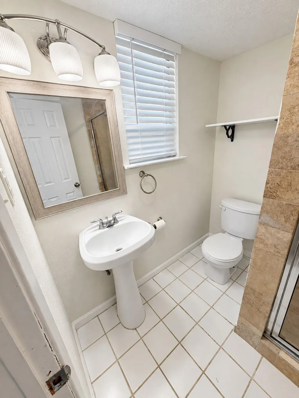 6307 Georgianna Drive Pasadena, TX 77503