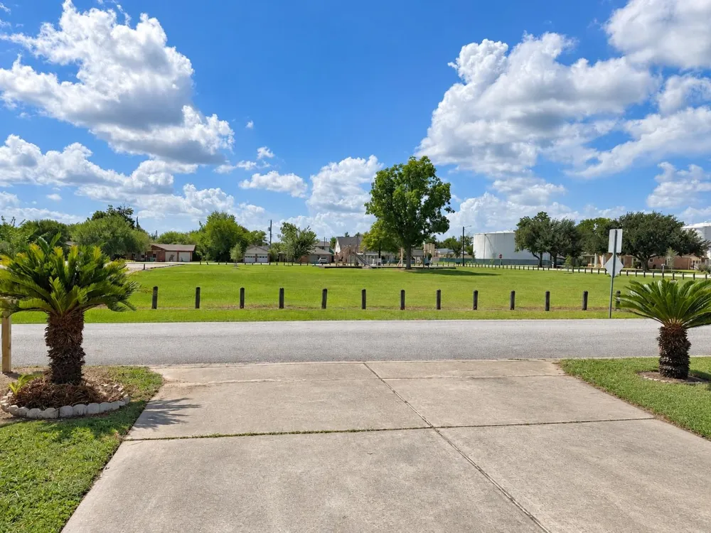 6307 Georgianna Drive Pasadena, TX 77503