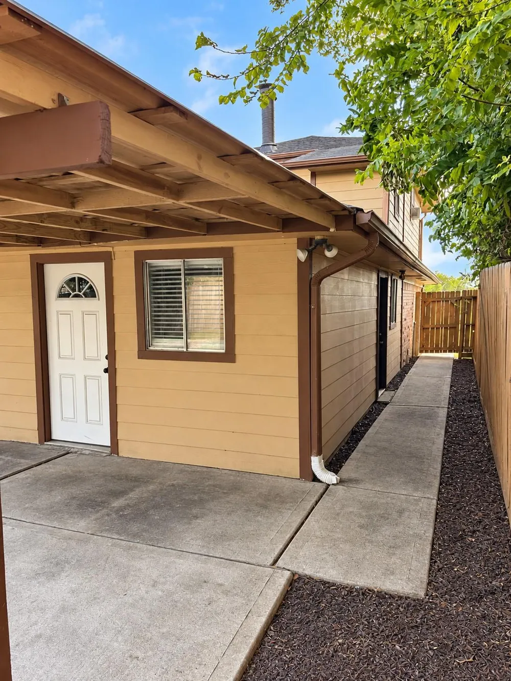 6307 Georgianna Drive Pasadena, TX 77503