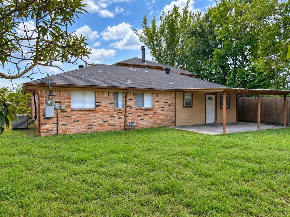 6307 Georgianna Drive Pasadena, TX 77503