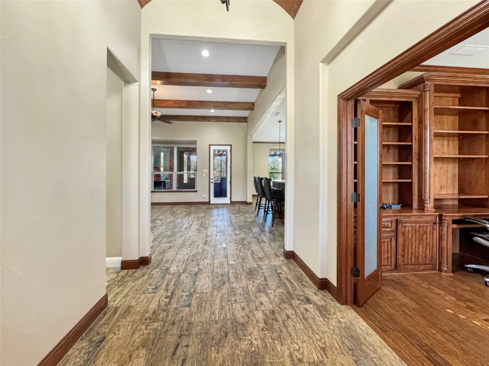 6509 Ladybank Court W Cleburne, TX 76033
