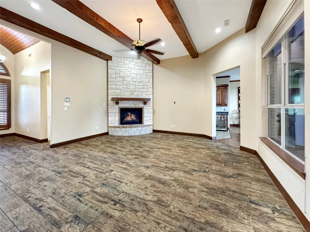 6509 Ladybank Court W Cleburne, TX 76033
