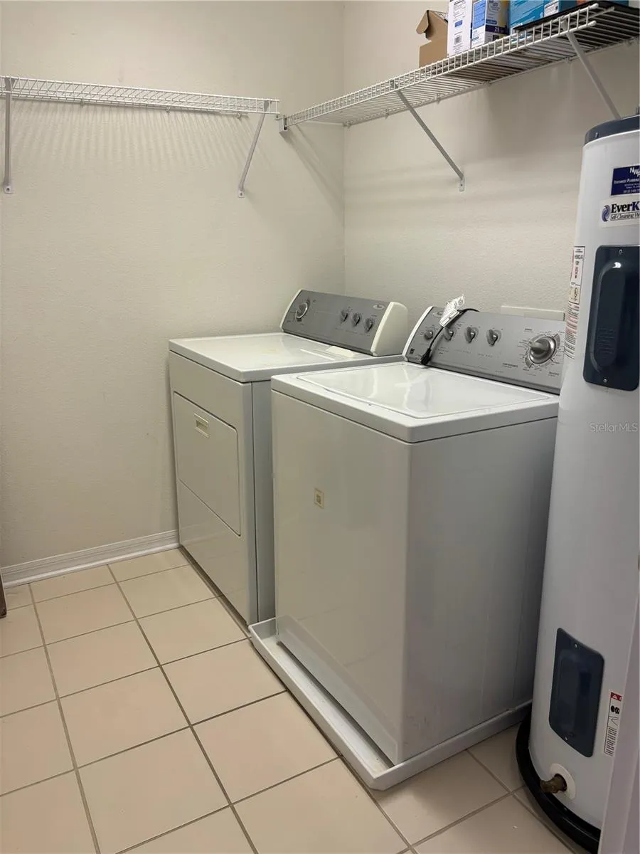 551 VINCINDA CREST WAY Tampa, FL 33619