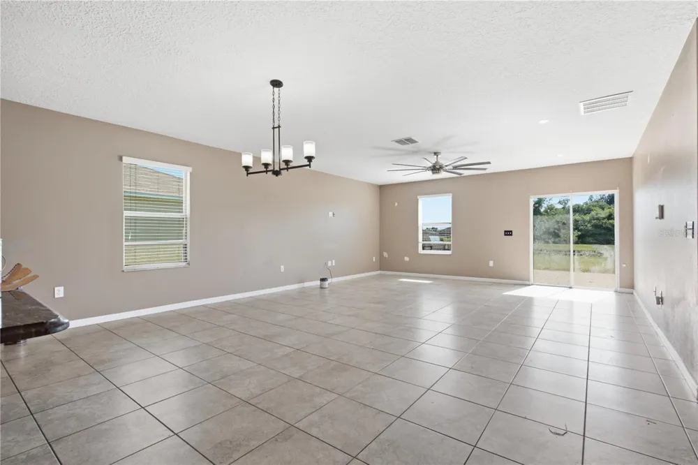2206 4TH STREET SW Ruskin, FL 33570