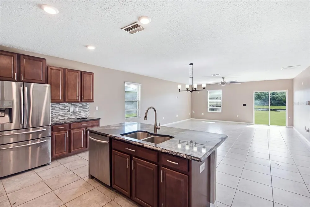 2206 4TH STREET SW Ruskin, FL 33570