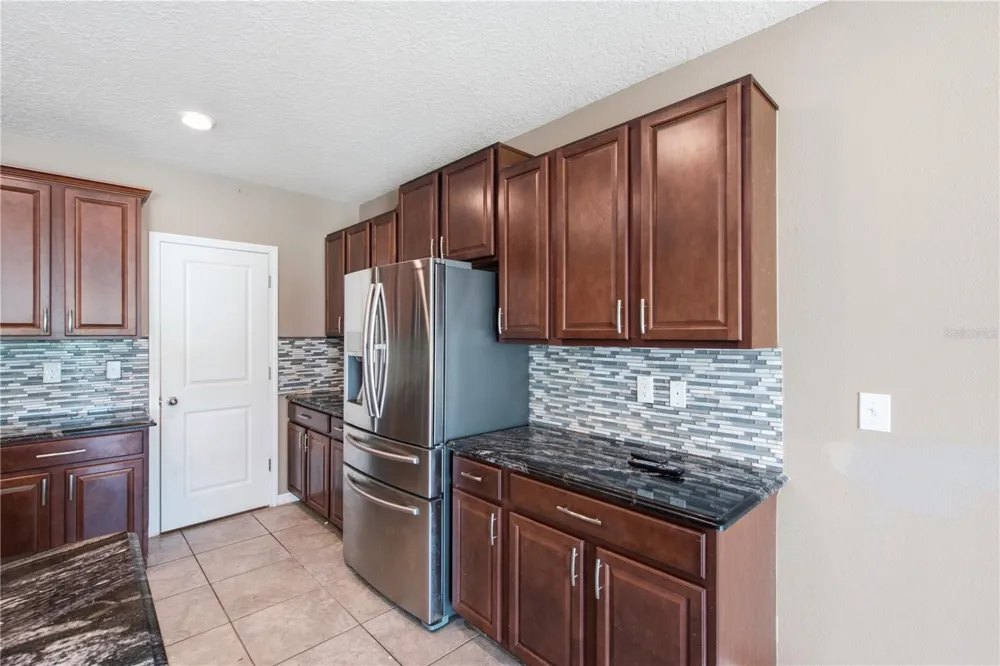 2206 4TH STREET SW Ruskin, FL 33570