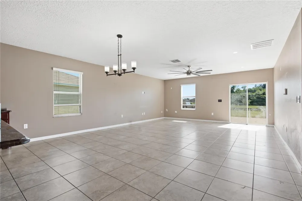 2206 4TH STREET SW Ruskin, FL 33570