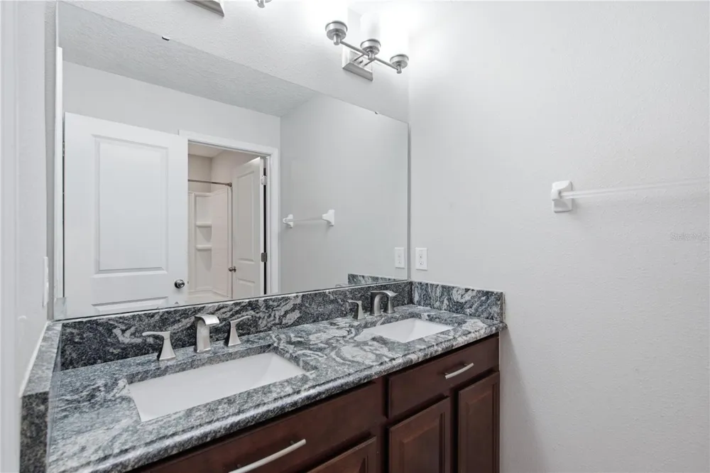 2206 4TH STREET SW Ruskin, FL 33570