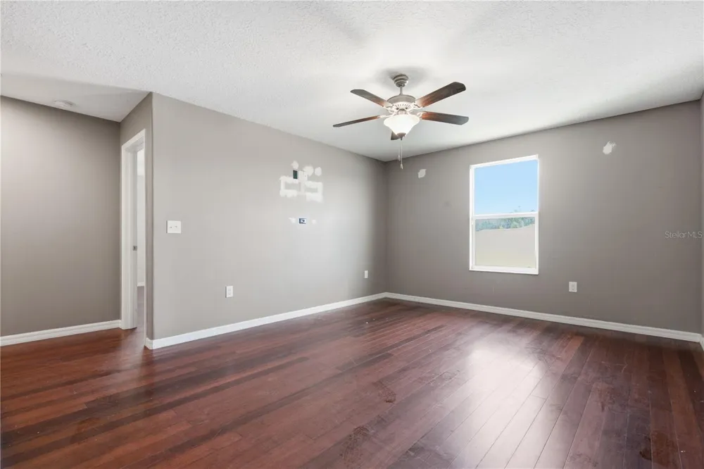 2206 4TH STREET SW Ruskin, FL 33570