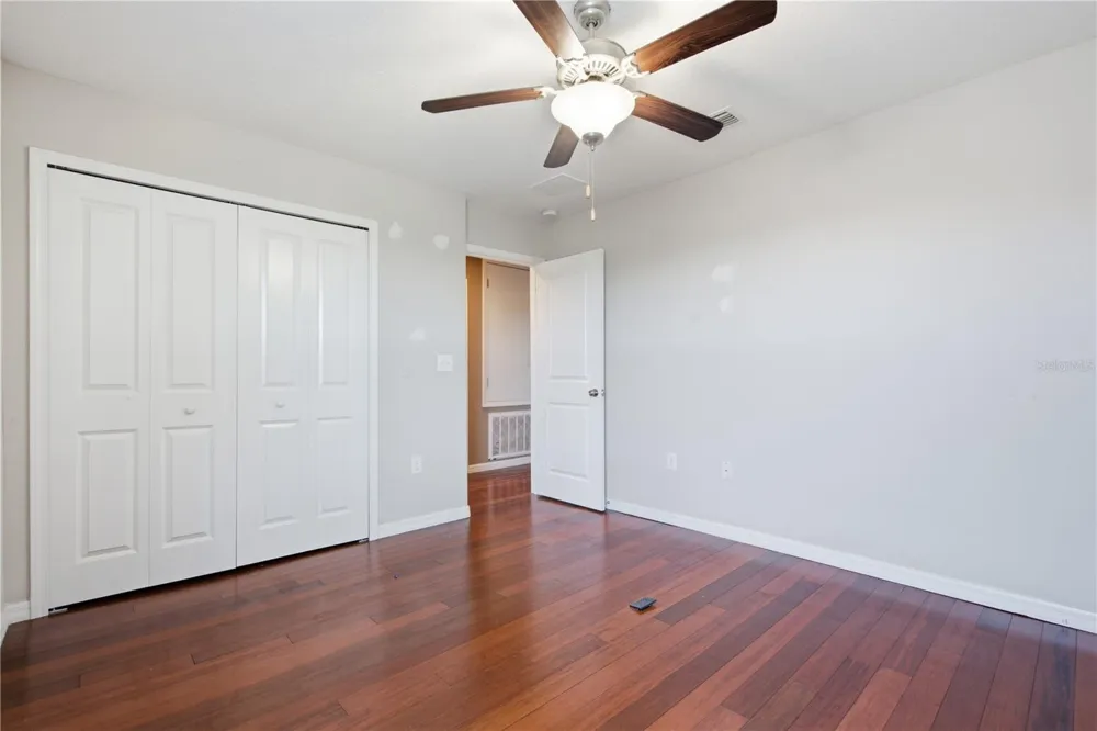2206 4TH STREET SW Ruskin, FL 33570