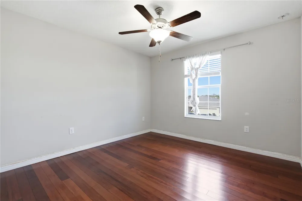 2206 4TH STREET SW Ruskin, FL 33570