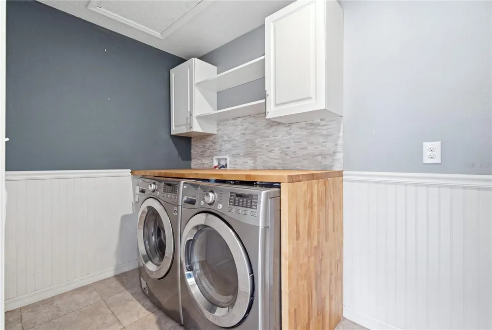2206 4TH STREET SW Ruskin, FL 33570