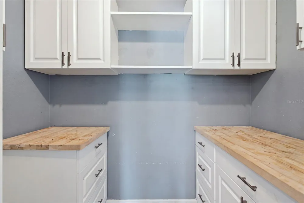 2206 4TH STREET SW Ruskin, FL 33570