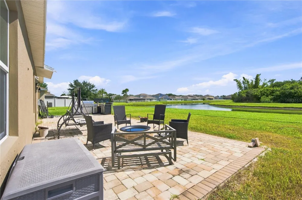 2206 4TH STREET SW Ruskin, FL 33570