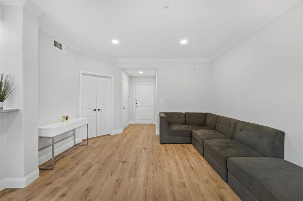 330 Las Colinas Boulevard E #168 Irving, TX 75039