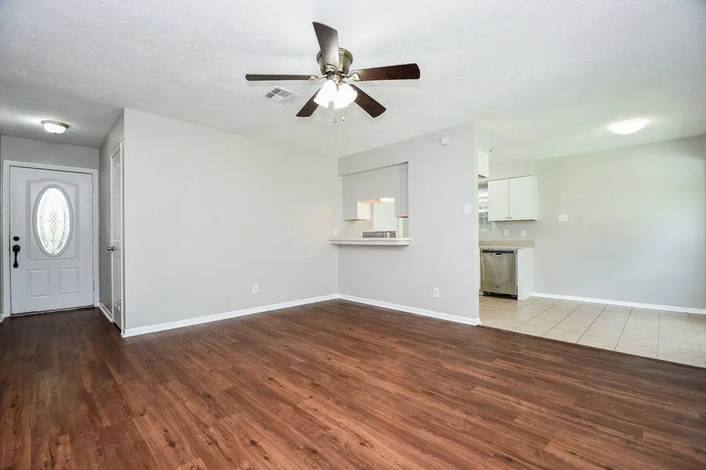 922 Bacliff Drive Bacliff, TX 77518