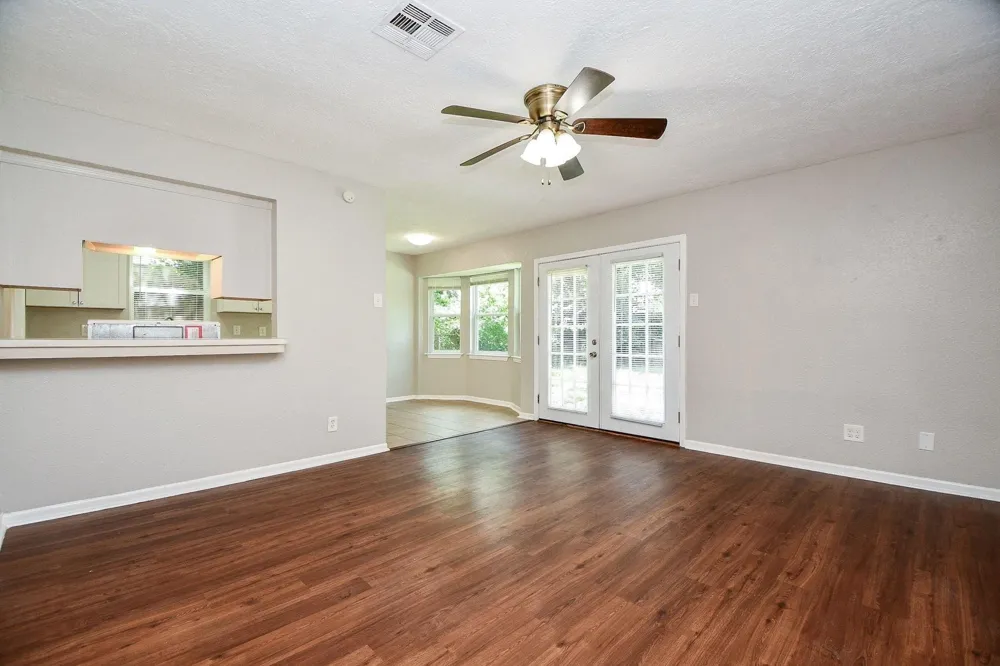 922 Bacliff Drive Bacliff, TX 77518