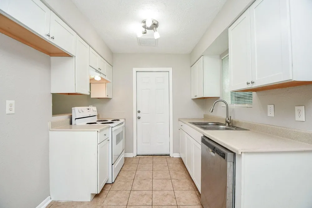 922 Bacliff Drive Bacliff, TX 77518