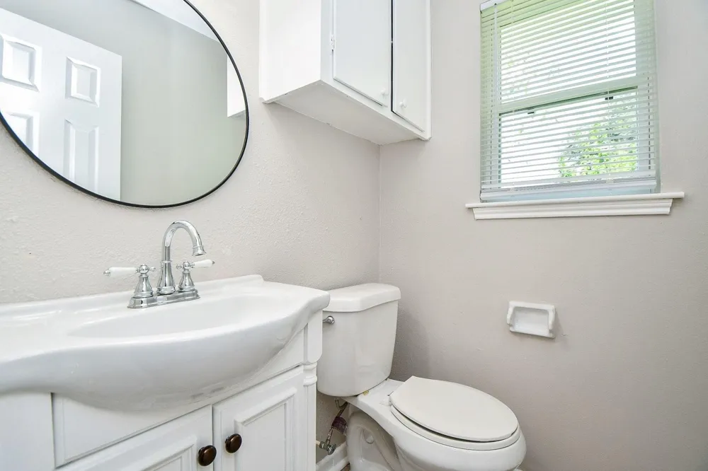 922 Bacliff Drive Bacliff, TX 77518