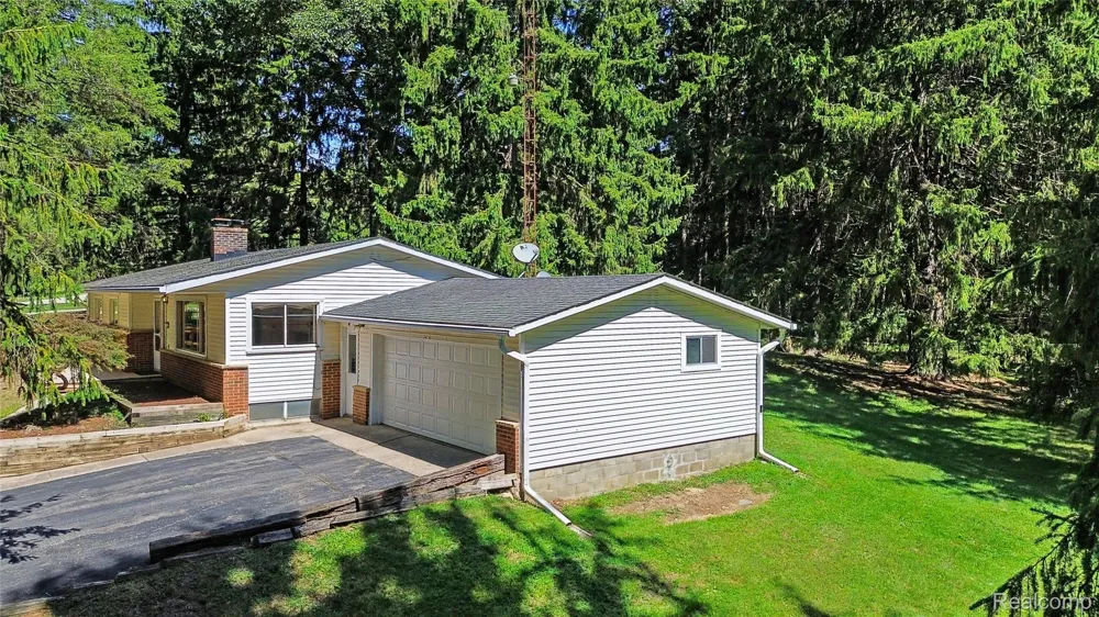 3416 E Pineview Drive Scio Township, MI 48130