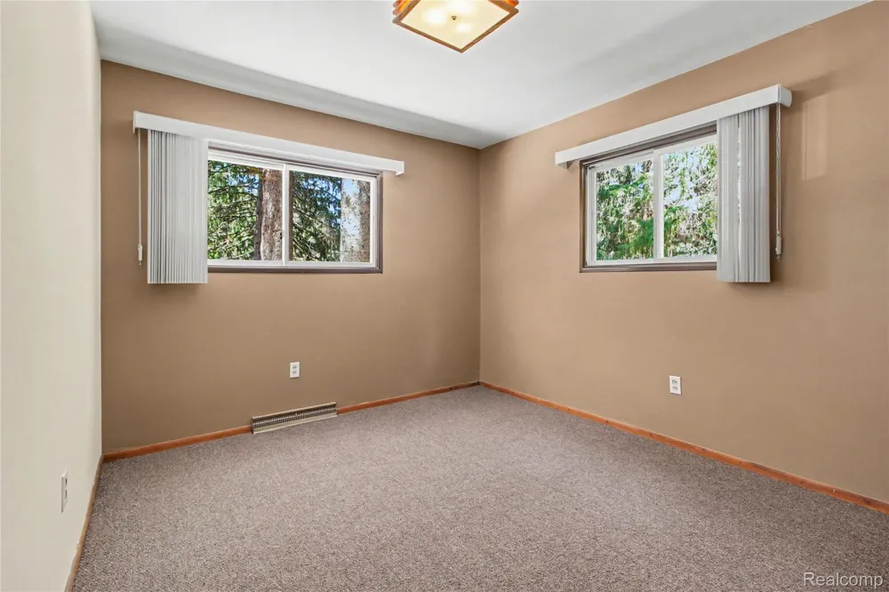 3416 E Pineview Drive Scio Township, MI 48130