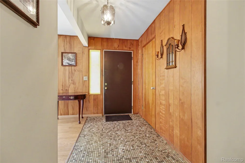 3416 E Pineview Drive Scio Township, MI 48130