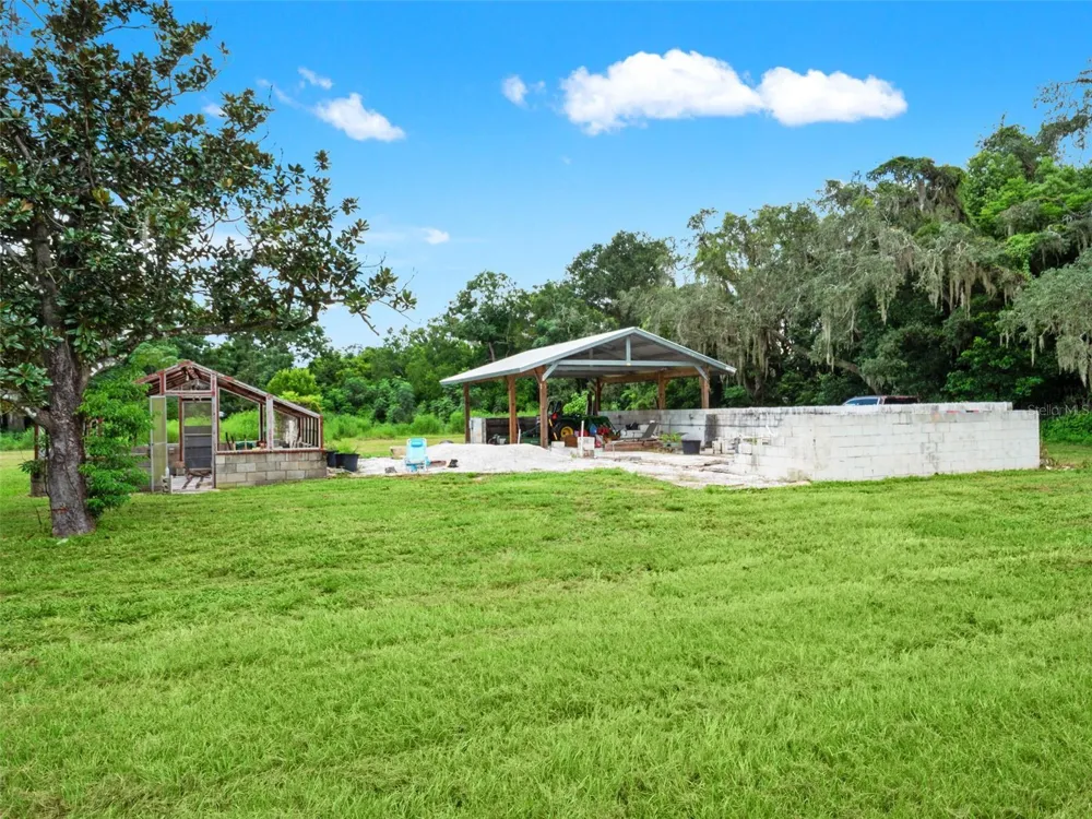 255 BENES ROAD Brooksville, FL 34604