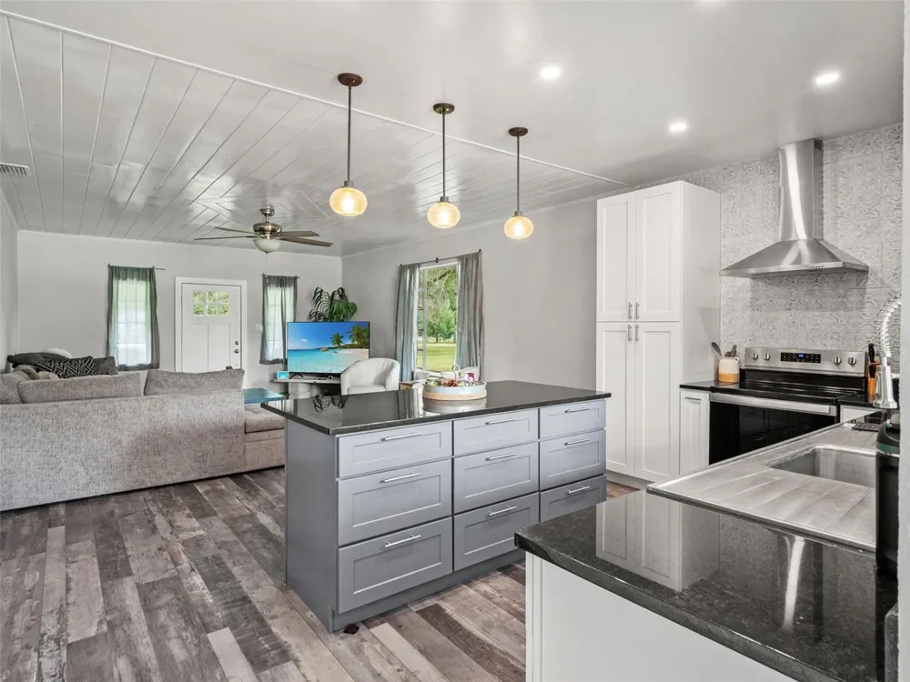255 BENES ROAD Brooksville, FL 34604