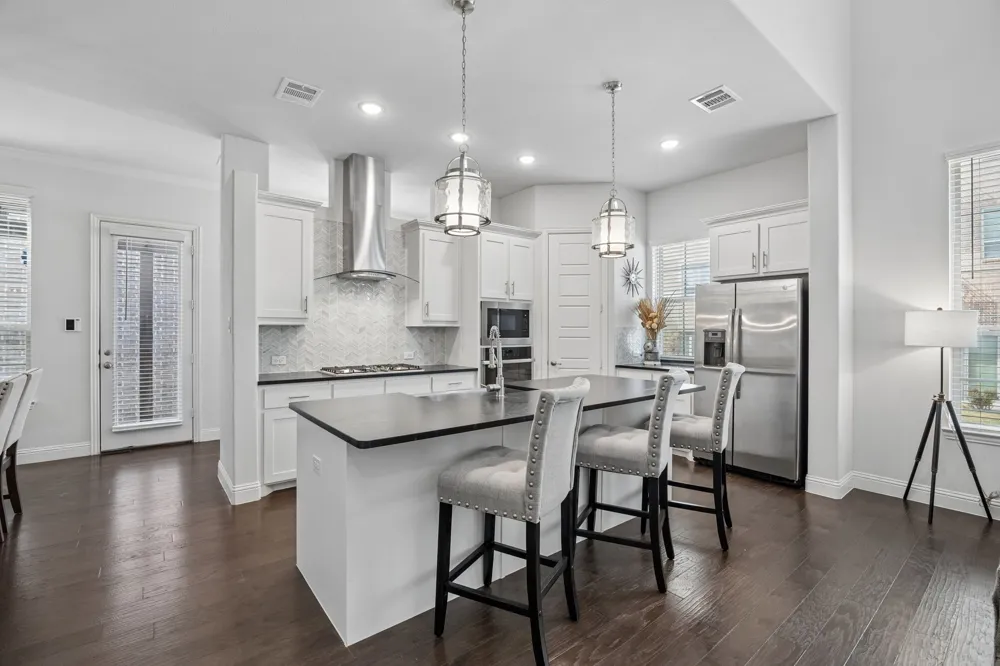 261 Golden Gate Drive Richardson, TX 75080