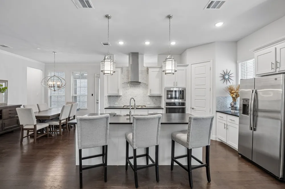 261 Golden Gate Drive Richardson, TX 75080