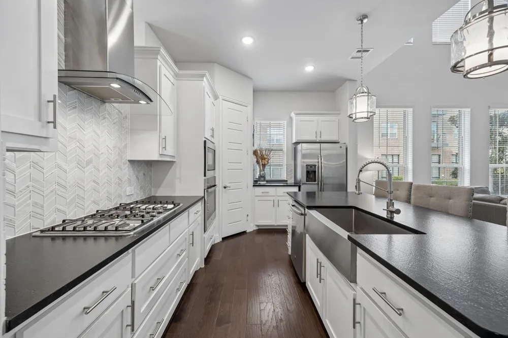 261 Golden Gate Drive Richardson, TX 75080