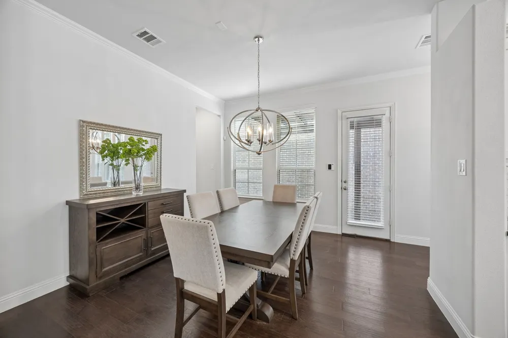 261 Golden Gate Drive Richardson, TX 75080