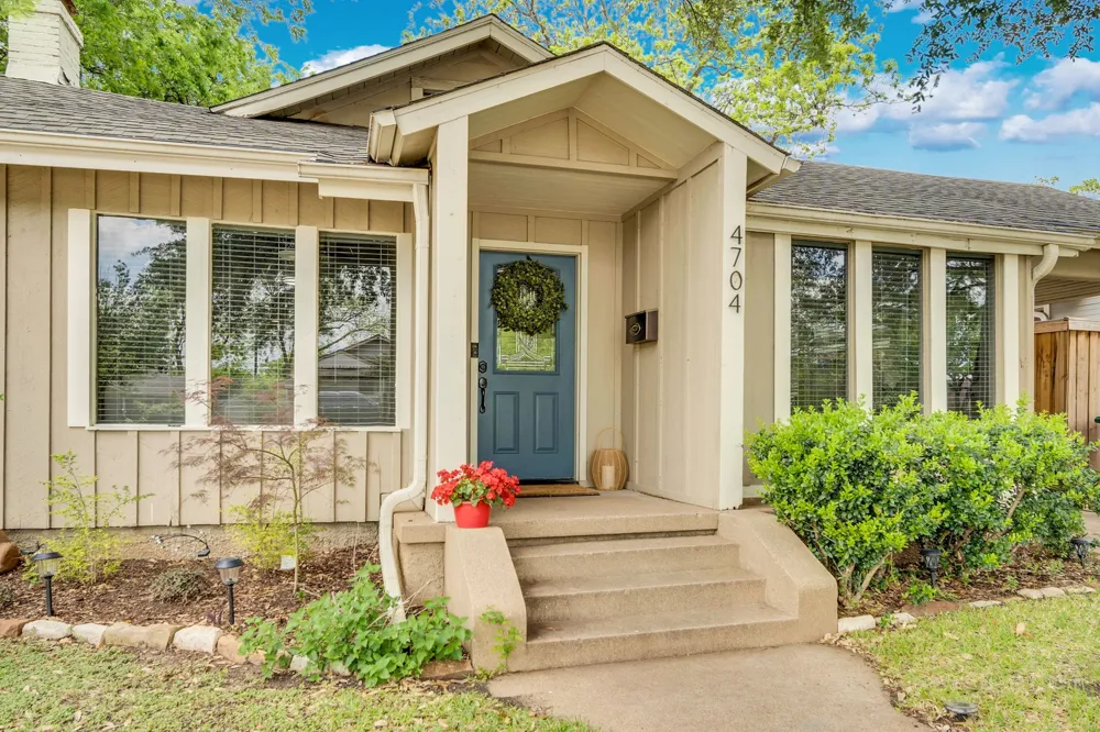 4704 Birchman Avenue Fort Worth, TX 76107