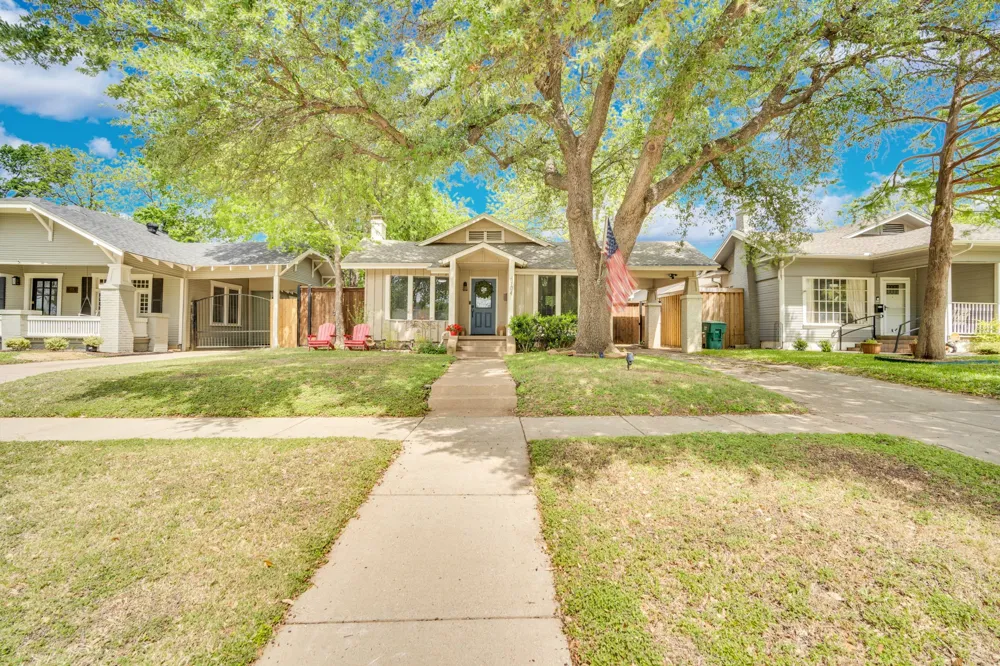 4704 Birchman Avenue Fort Worth, TX 76107