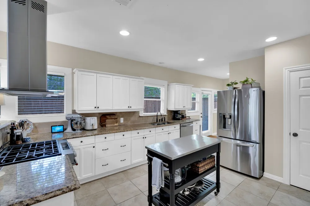 4704 Birchman Avenue Fort Worth, TX 76107