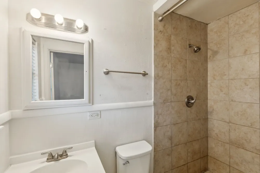 809 Helen Drive Bedford, TX 76022