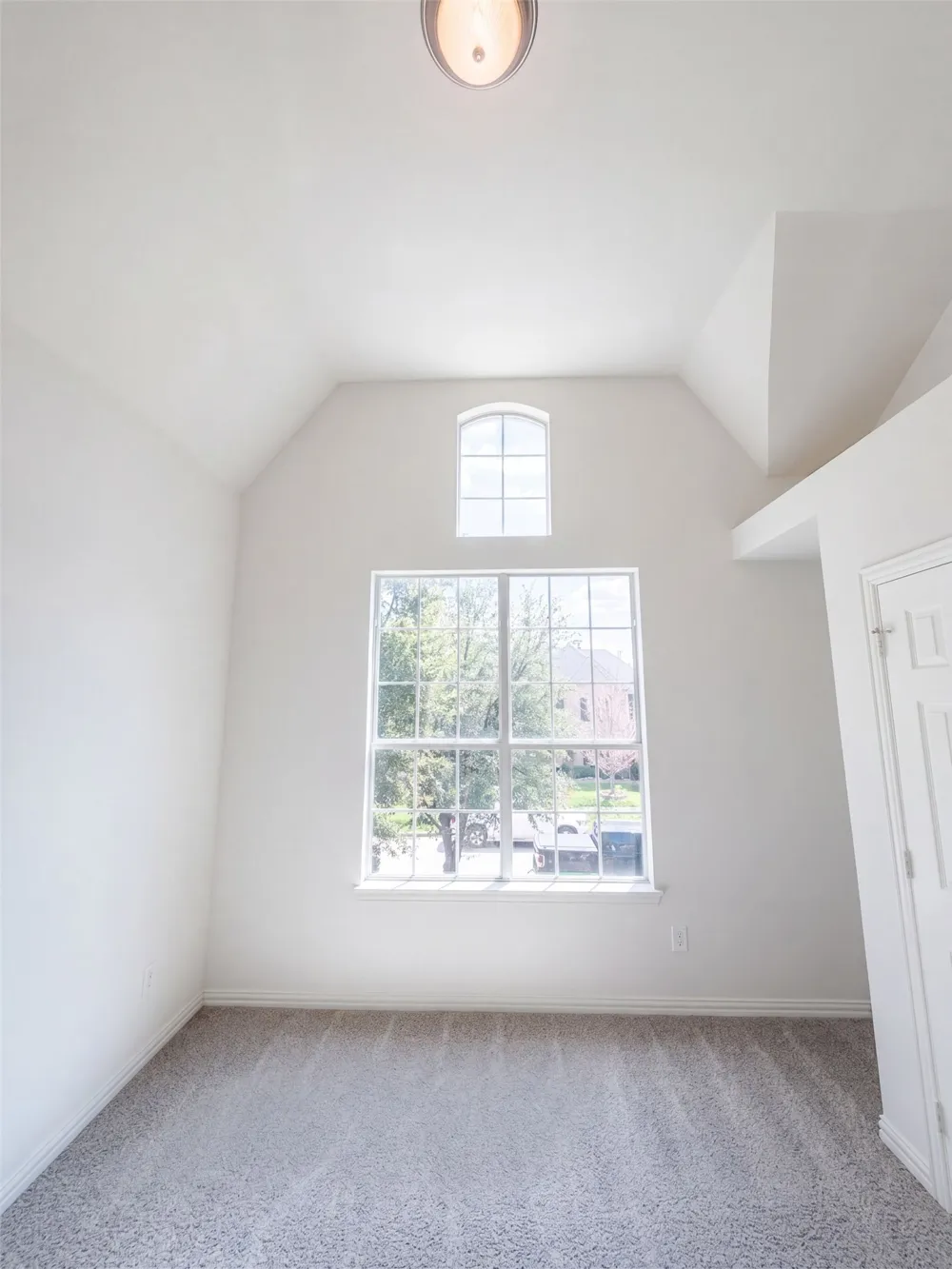 2716 Dearborn Lane Frisco, TX 75036