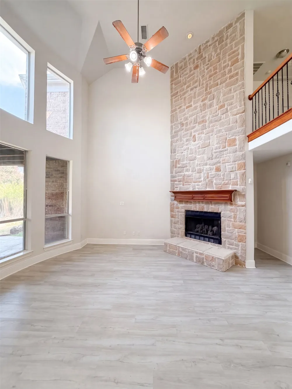 2716 Dearborn Lane Frisco, TX 75036
