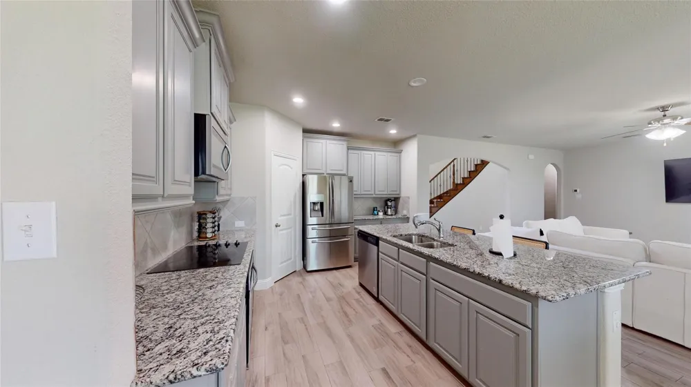 5205 Shelter Point Court Mansfield, TX 76063