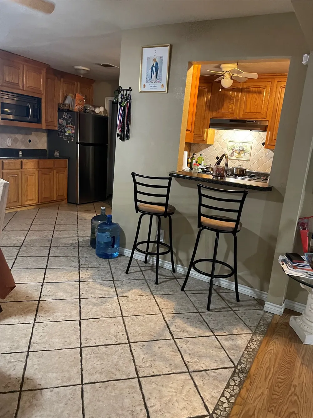 325 Sparks Drive Grand Prairie, TX 75051