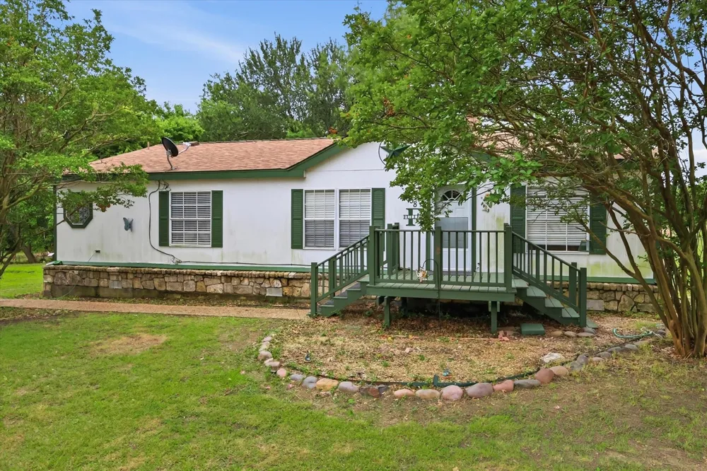 658 CR 5012 Leonard, TX 75452